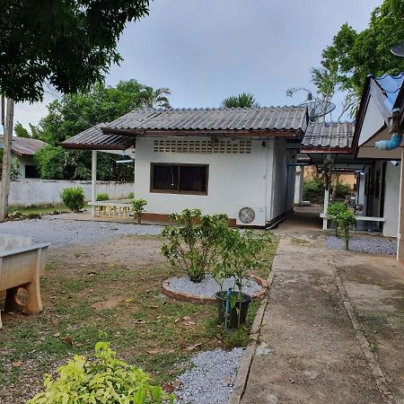 Pineapple Resort Ban Huai Thalaeng Phan Zewnętrze zdjęcie